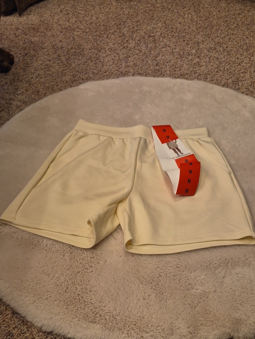 Lazypants Women’s Light Yellow Shorts — Everyday Active Style Size Med